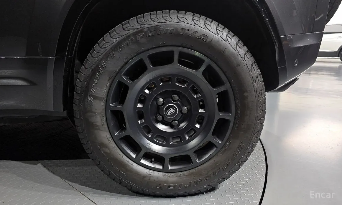 Фото 5 - Land Rover Defender