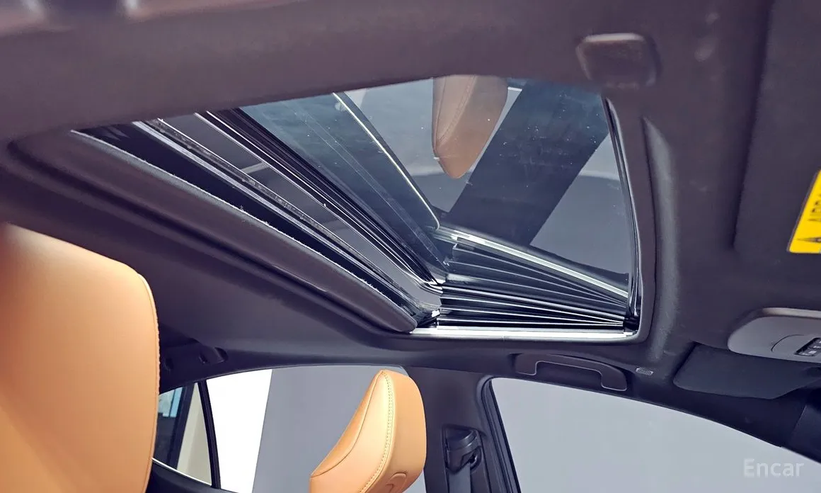 Фото 20 - Toyota Camry