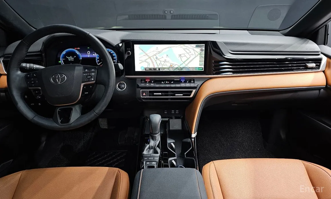 Фото 7 - Toyota Camry