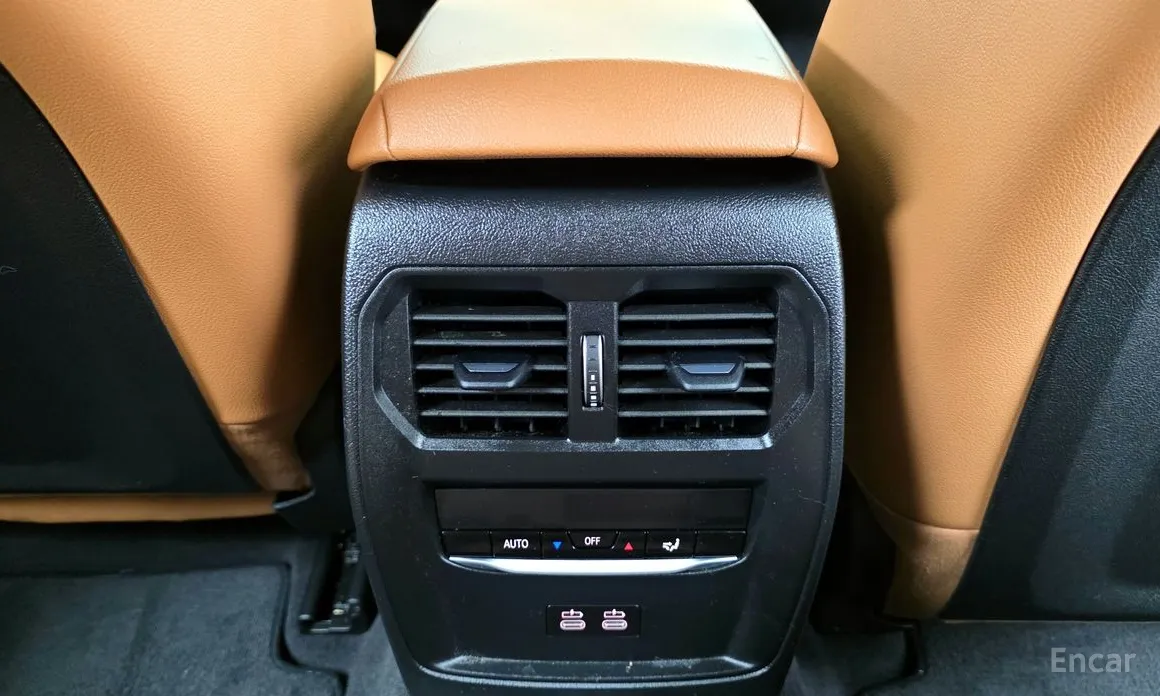 Photo 19 - BMW 3 Series