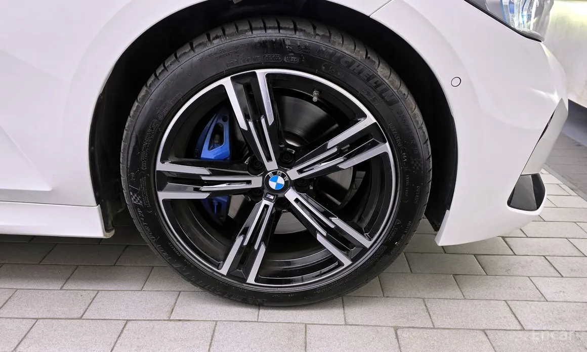 Photo 5 - BMW 3 Series