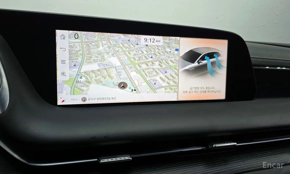 Photo 14 - Genesis G90