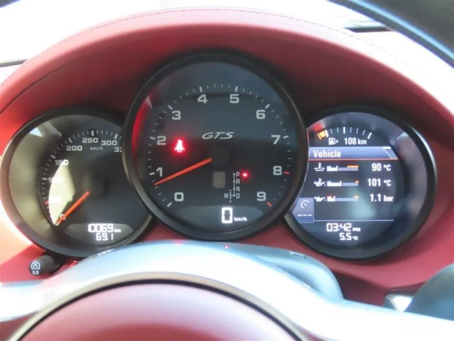 Фото 8 - Porsche 718