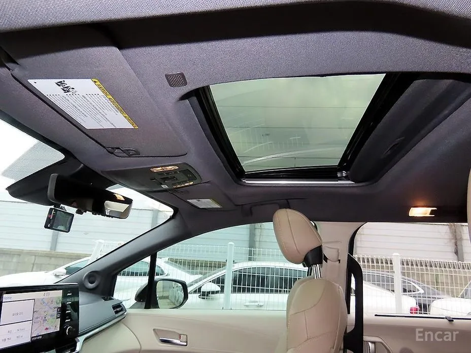 Фото 16 - Toyota Sienna