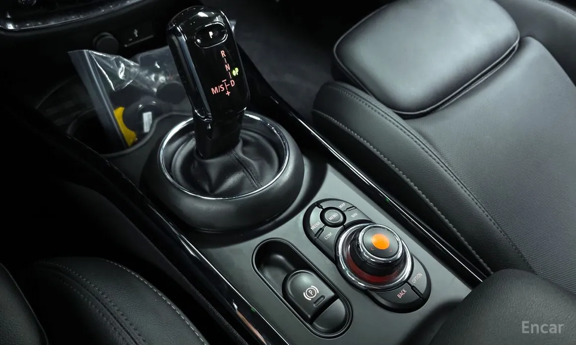 Photo 9 - Mini Clubman