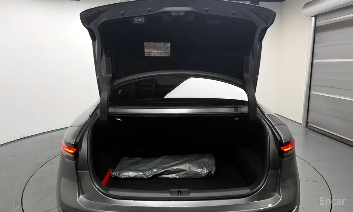 Фото 20 - Toyota Crown