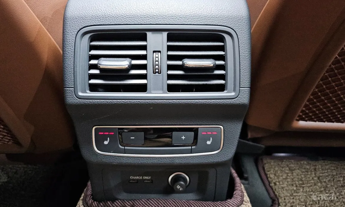 Фото 18 - Audi Q5