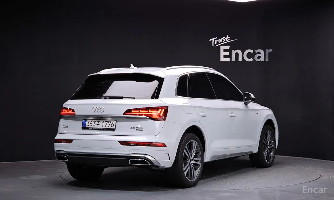 Фото 2 - Audi Q5