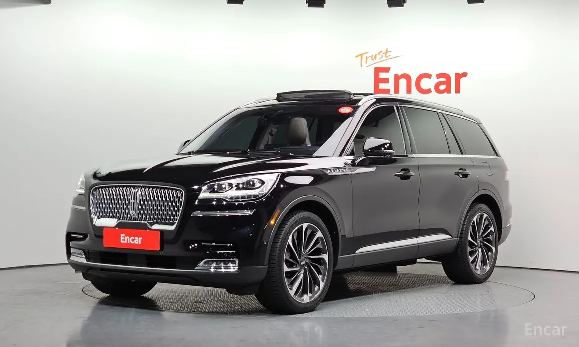 Фото 1 - Lincoln Aviator