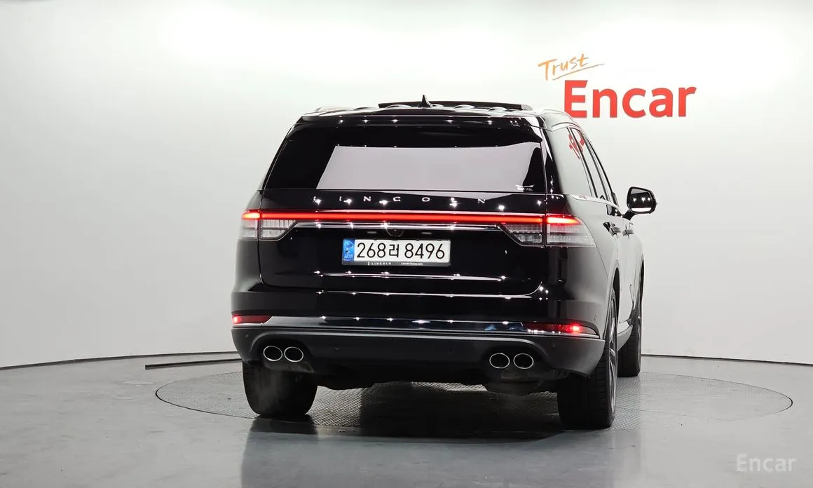 Фото 4 - Lincoln Aviator