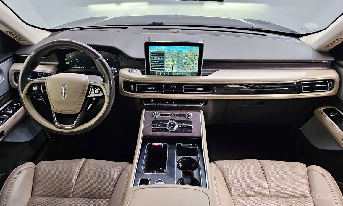 Фото 7 - Lincoln Aviator