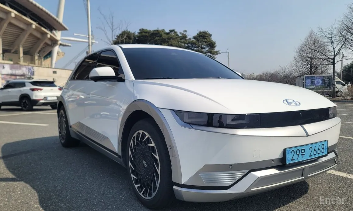 Фото 3 - Hyundai Ioniq 5