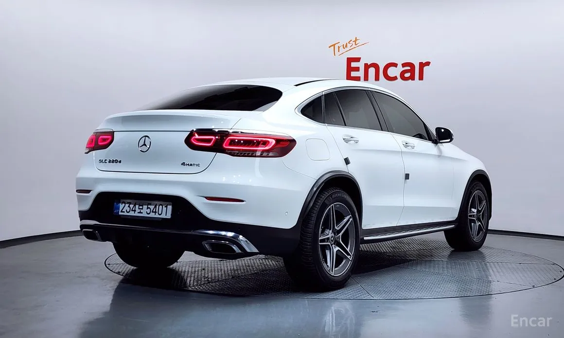 Photo 2 - Mercedes-Benz GLC-Class