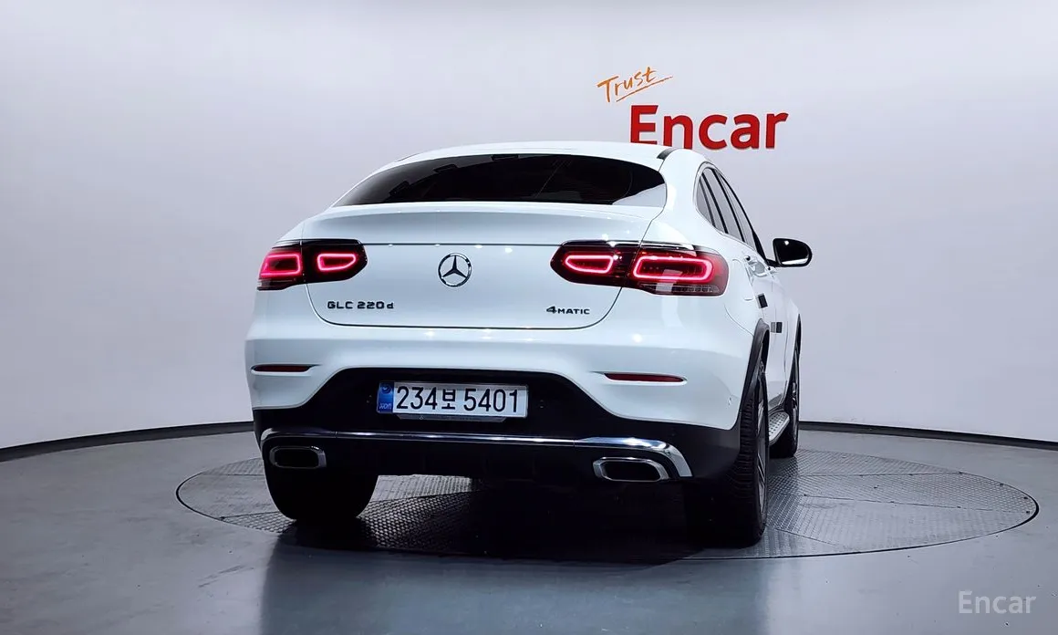 Photo 4 - Mercedes-Benz GLC-Class