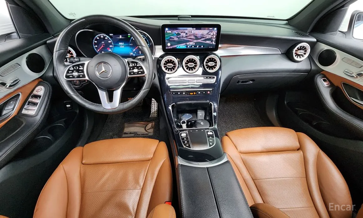 Photo 7 - Mercedes-Benz GLC-Class