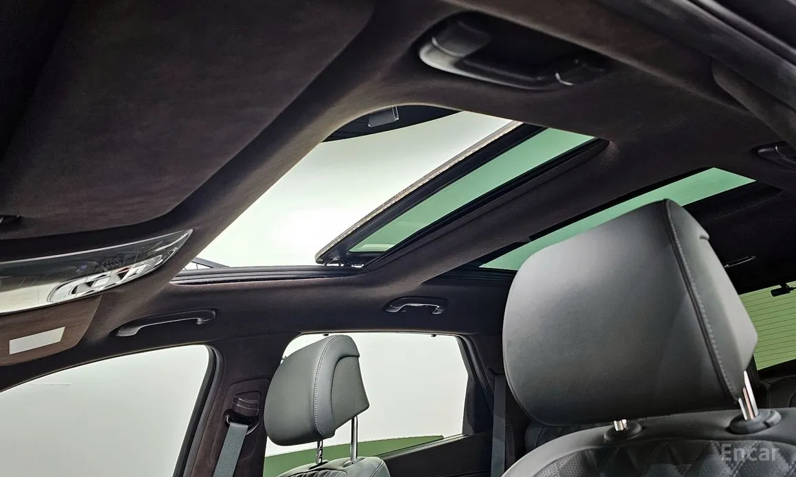 Фото 19 - Genesis GV80