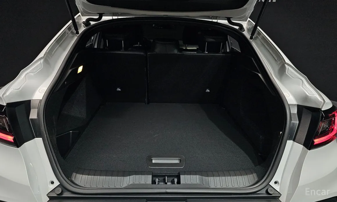 Фото 20 - Renault Arkana