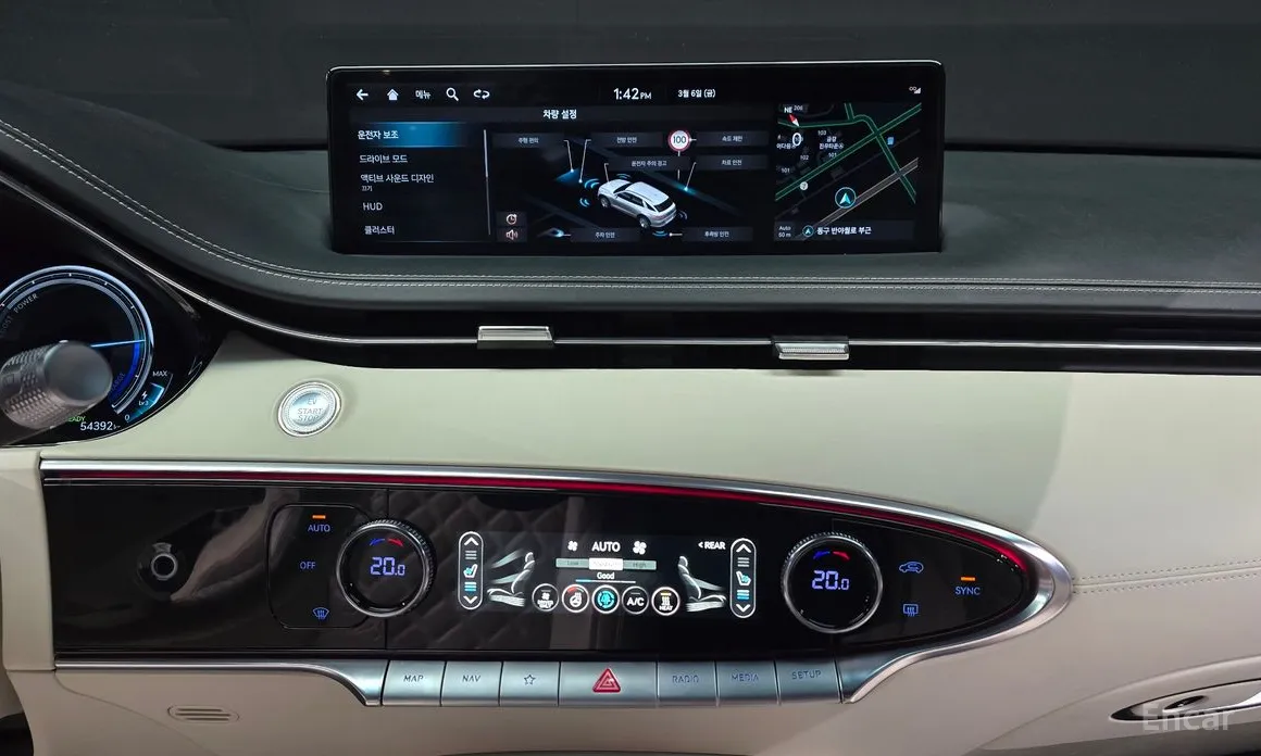 Фото 15 - Genesis GV70