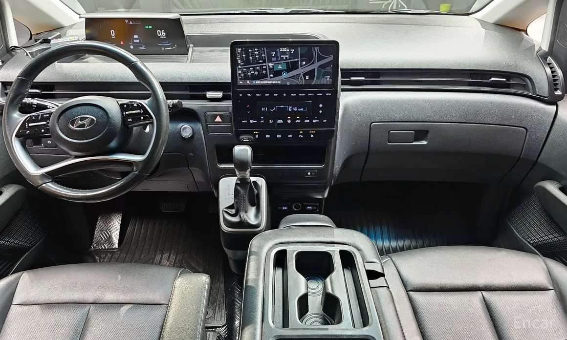 Фото 7 - Hyundai Staria