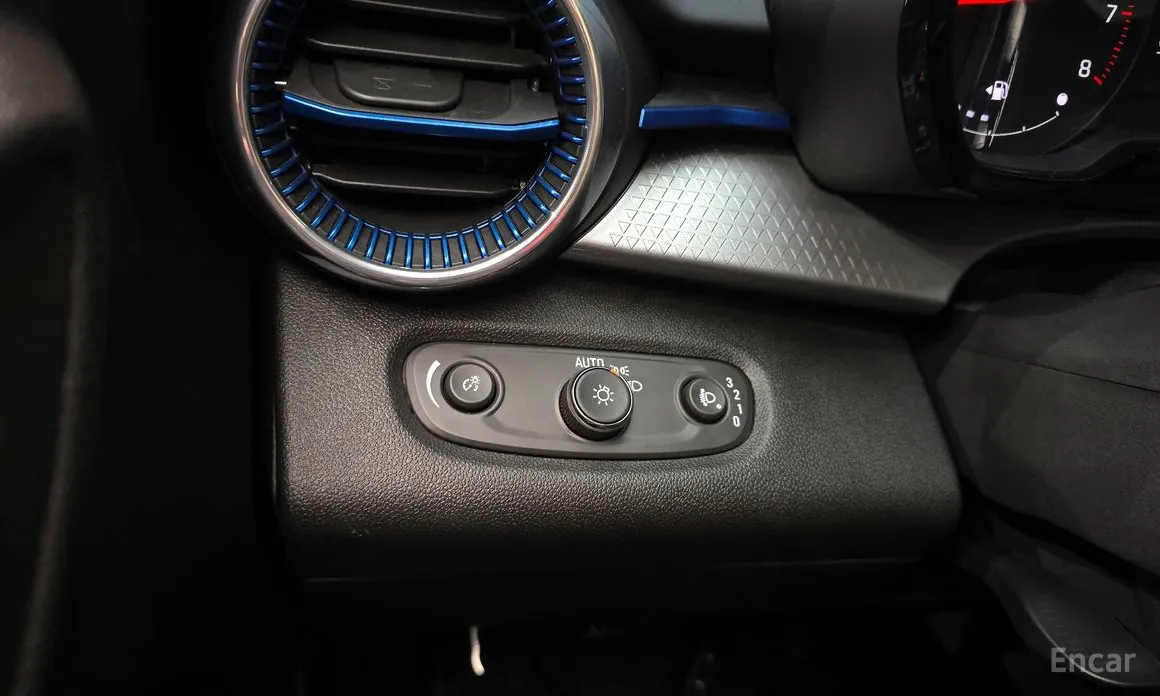 Фото 18 - Chevrolet Trax