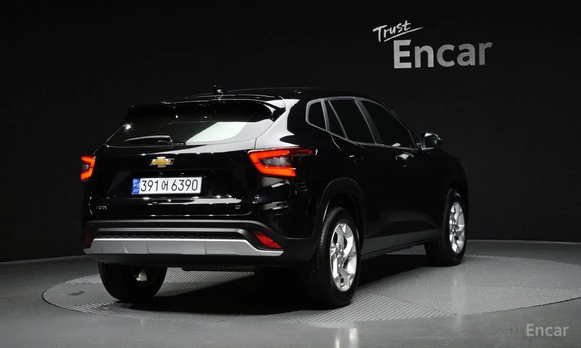 Фото 2 - Chevrolet Trax