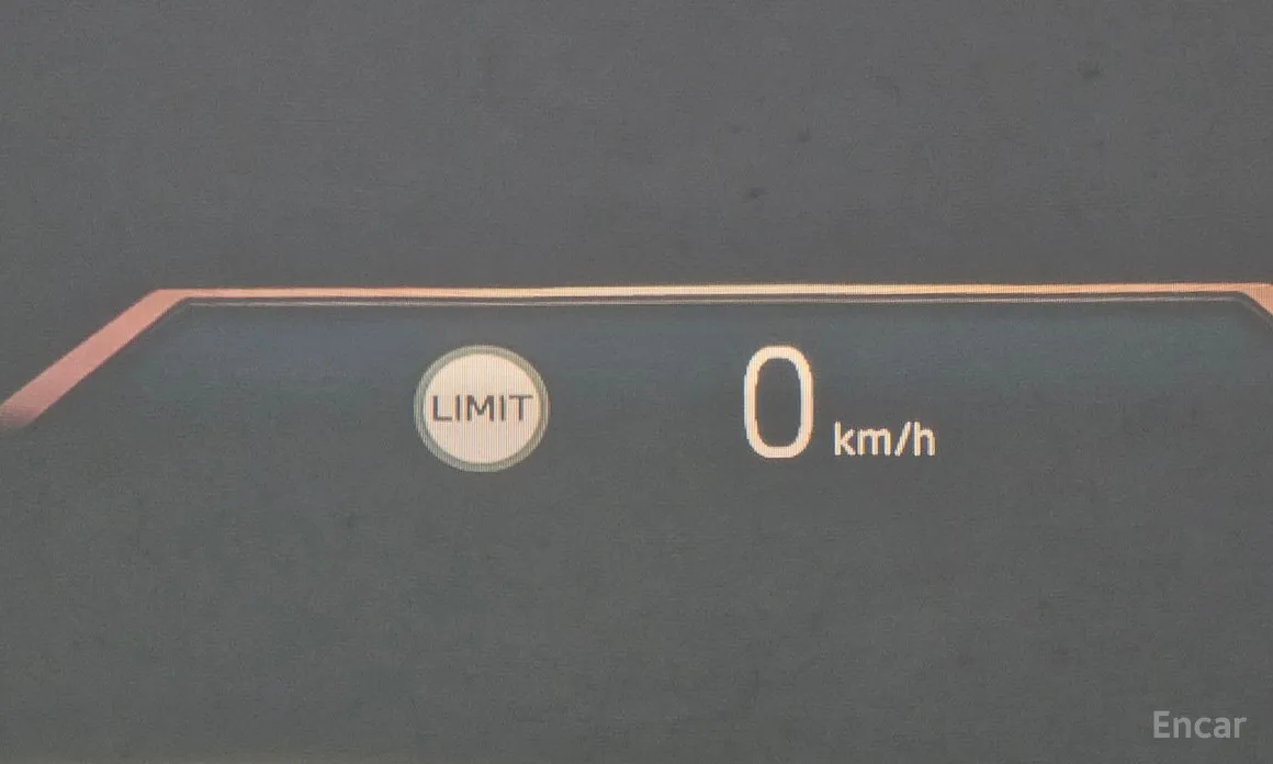 Фото 17 - BMW i4