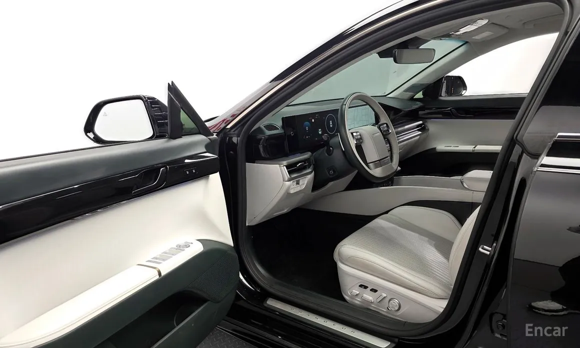 Фото 10 - Hyundai Grandeur