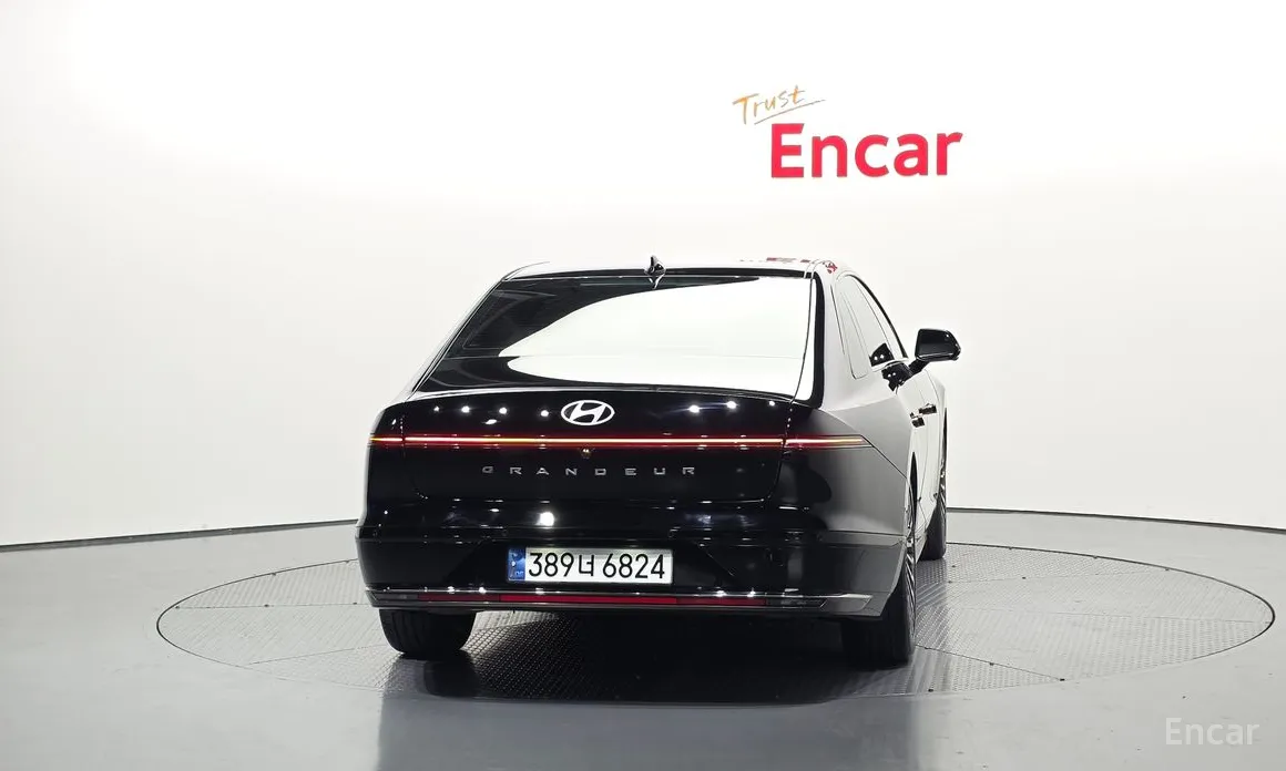 Фото 4 - Hyundai Grandeur