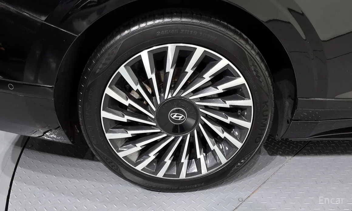 Фото 5 - Hyundai Grandeur