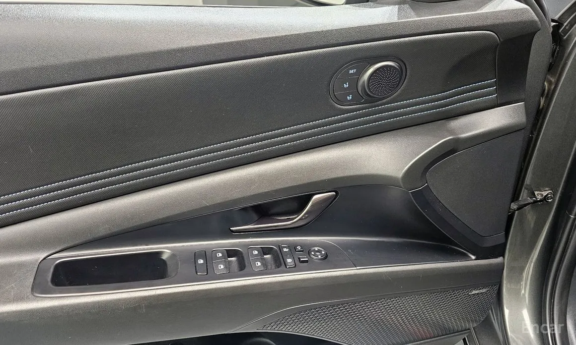 Фото 18 - Hyundai Avante