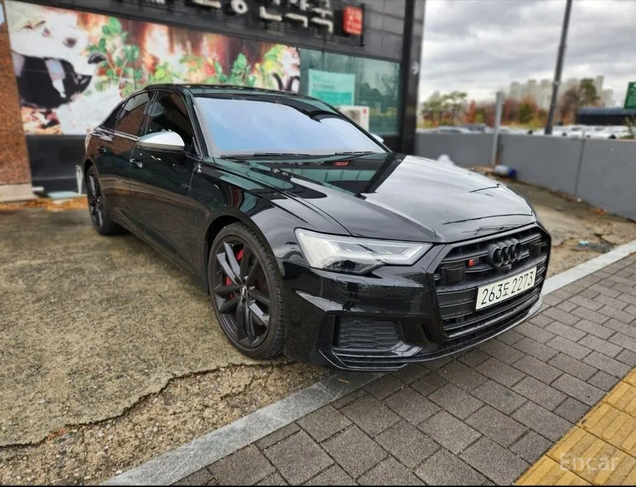 Фото 3 - Audi S6