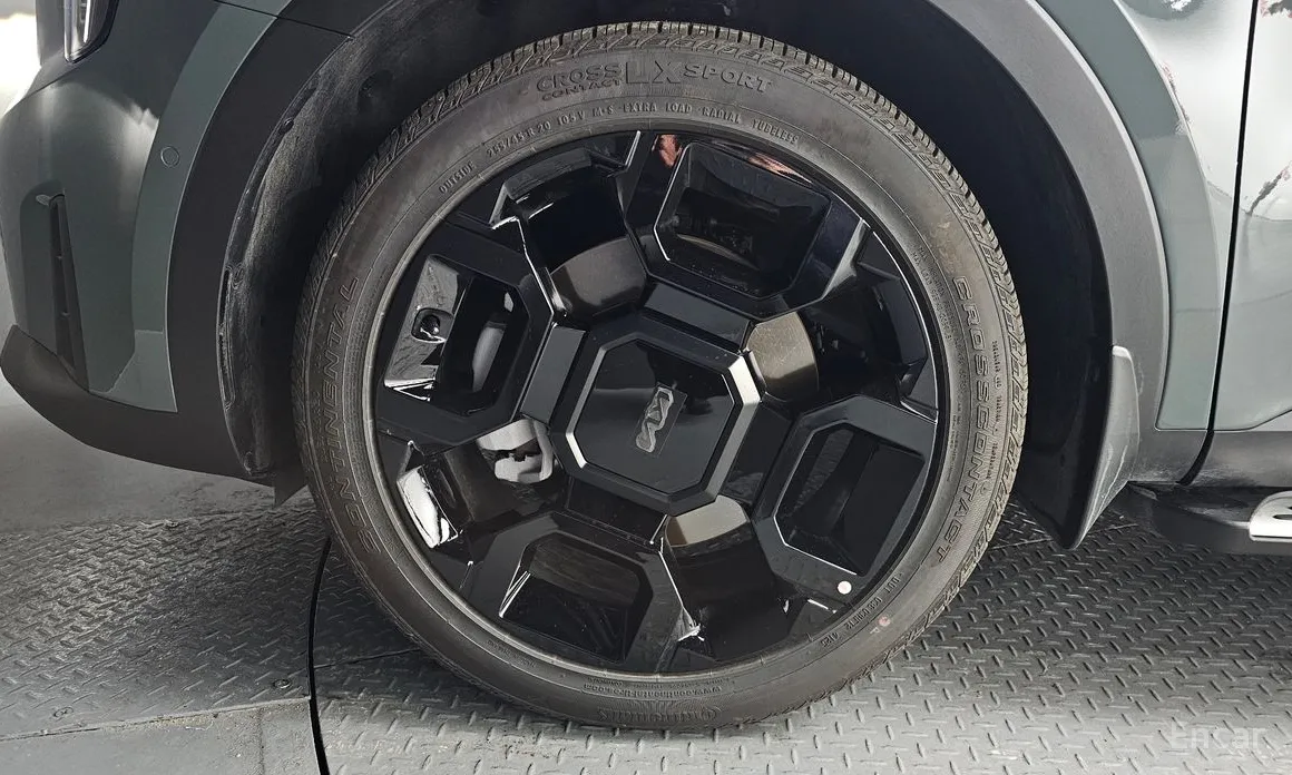 Фото 5 - Kia Sorento