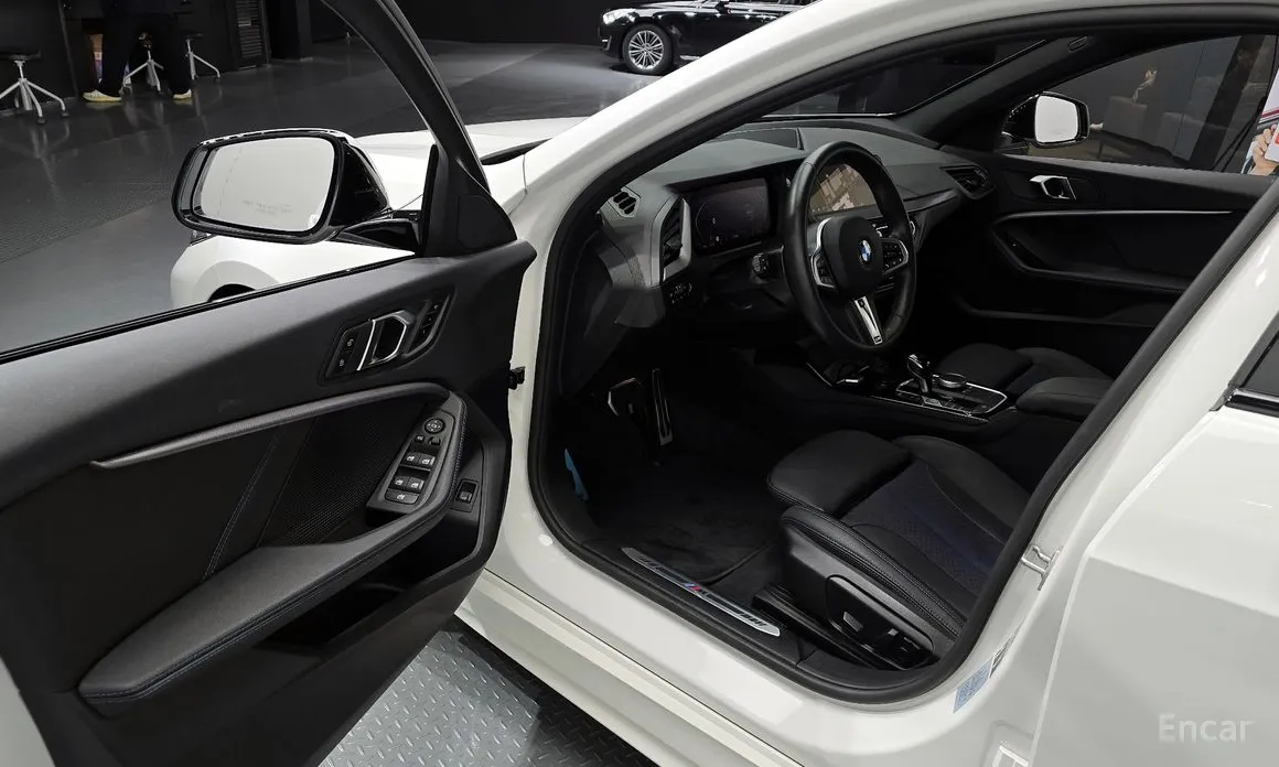 Фото 10 - BMW 1 Series