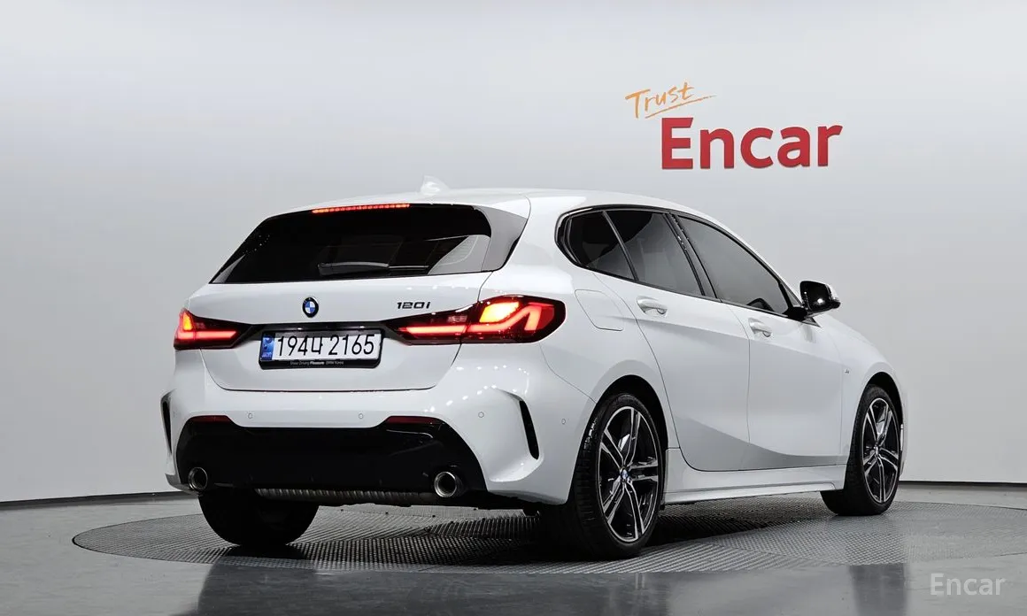 Фото 2 - BMW 1 Series