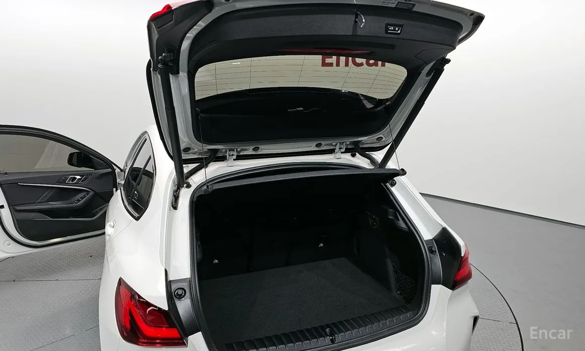 Фото 20 - BMW 1 Series