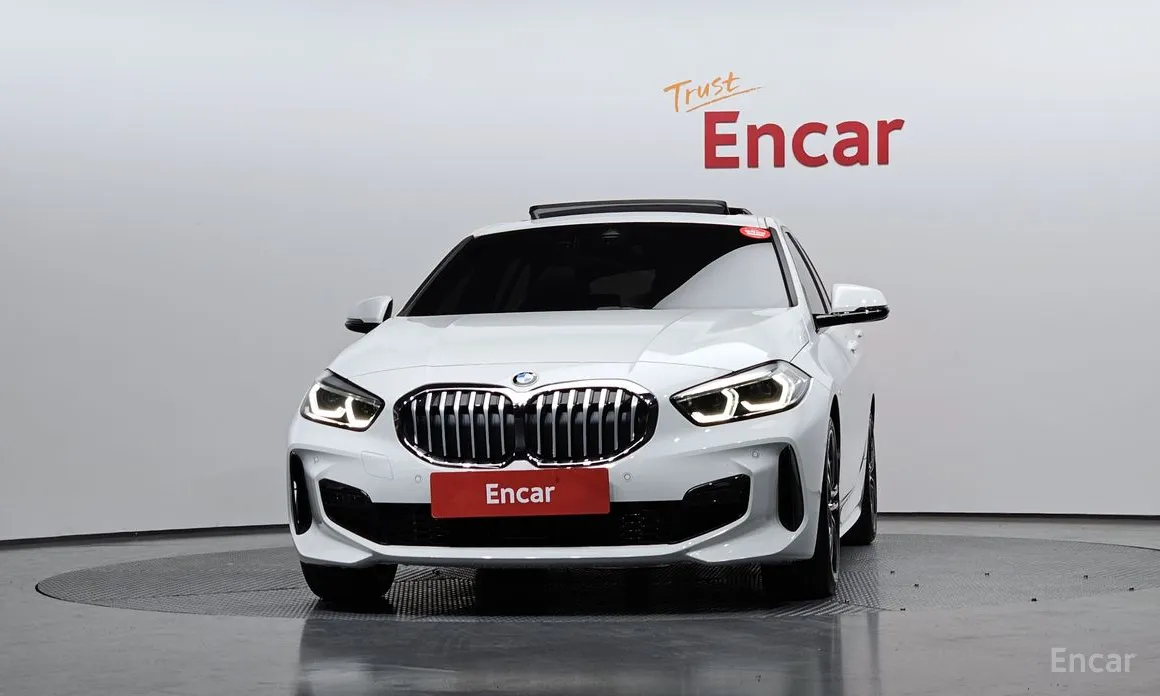 Фото 3 - BMW 1 Series