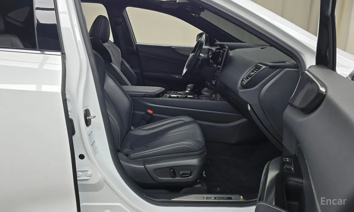 Фото 11 - Lexus NX