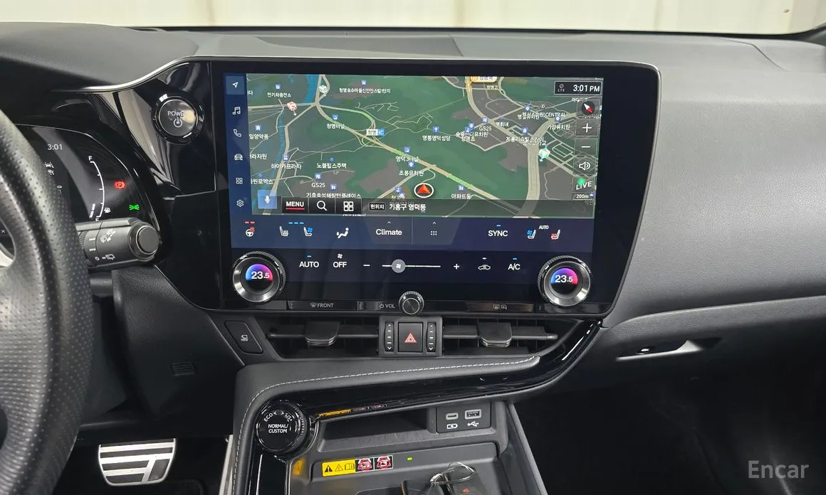 Фото 14 - Lexus NX