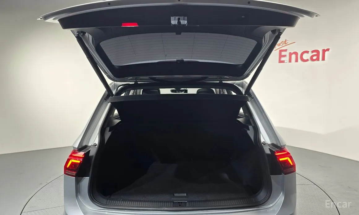 Фото 20 - Volkswagen Tiguan