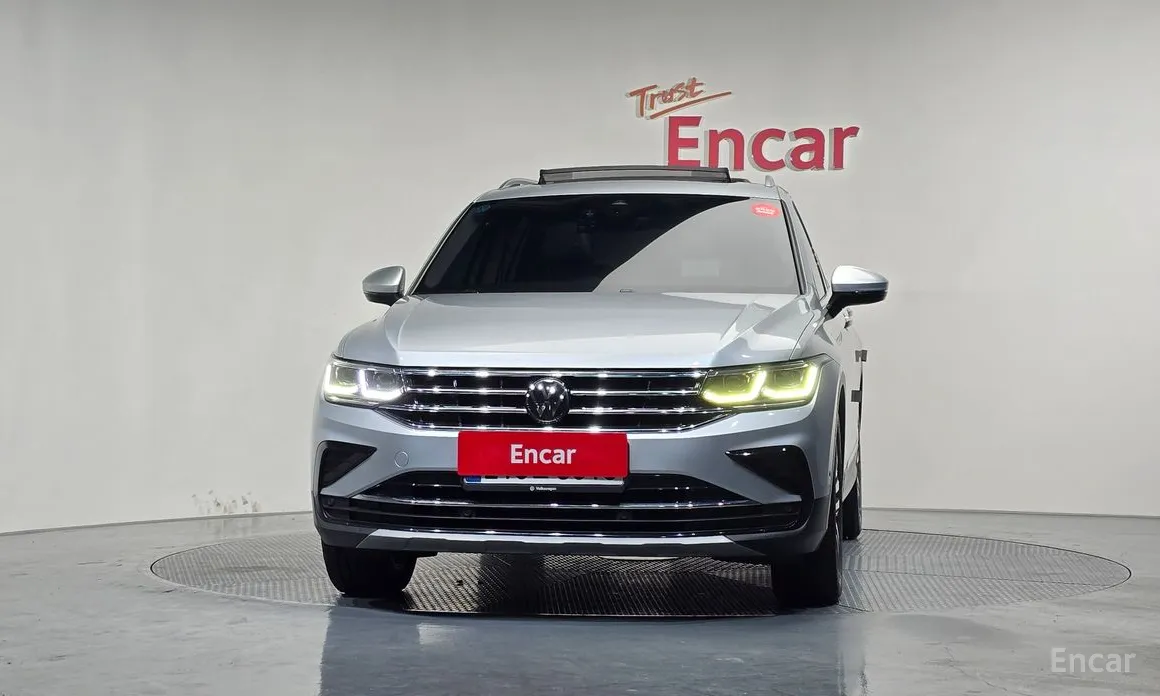 Фото 3 - Volkswagen Tiguan