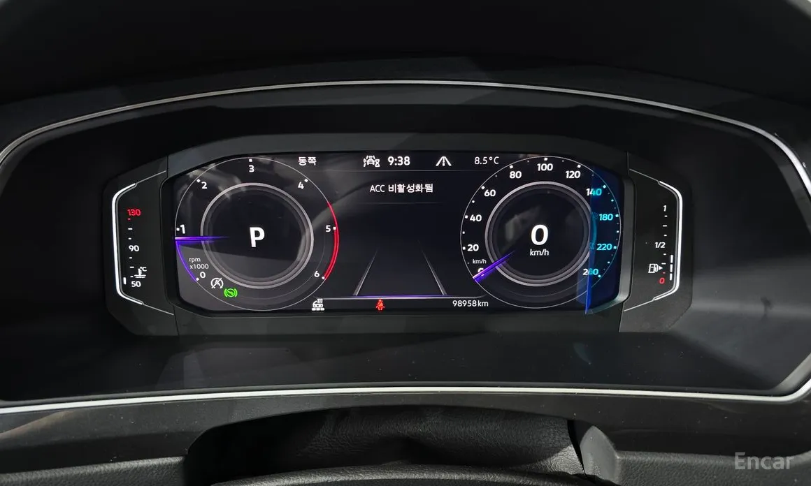 Фото 8 - Volkswagen Tiguan