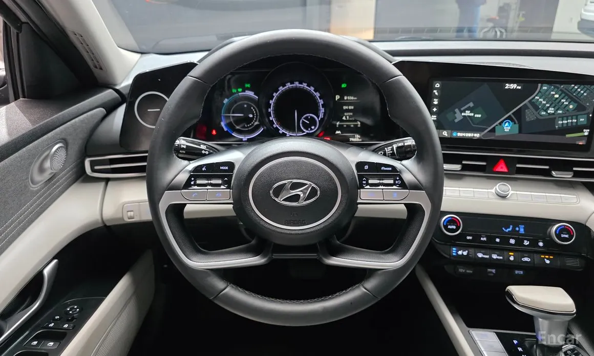 Фото 13 - Hyundai Avante