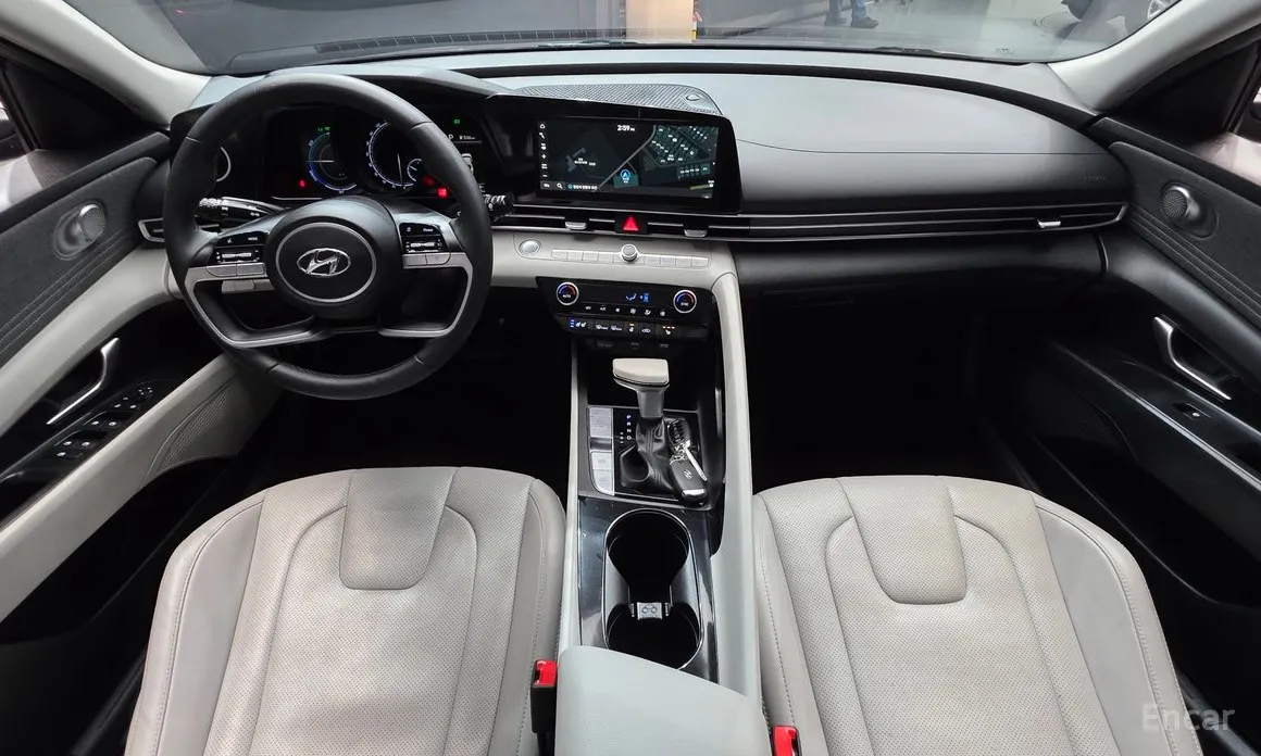 Фото 7 - Hyundai Avante