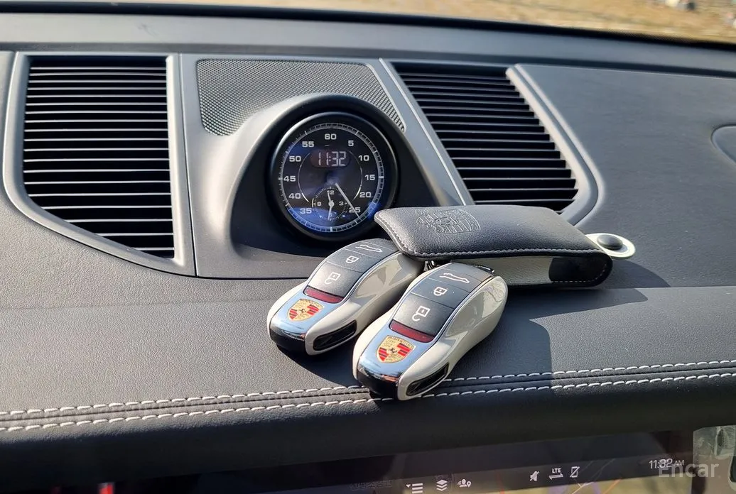 Фото 17 - Porsche Macan