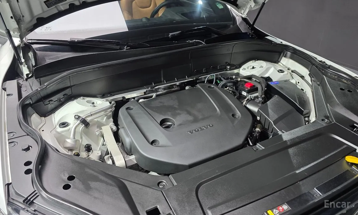 Фото 6 - Volvo XC90