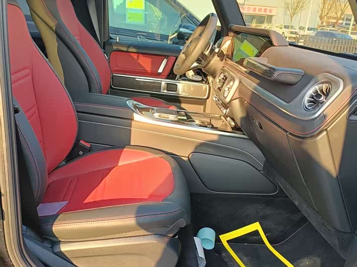 Фото 5 - Mercedes-Benz G-Class