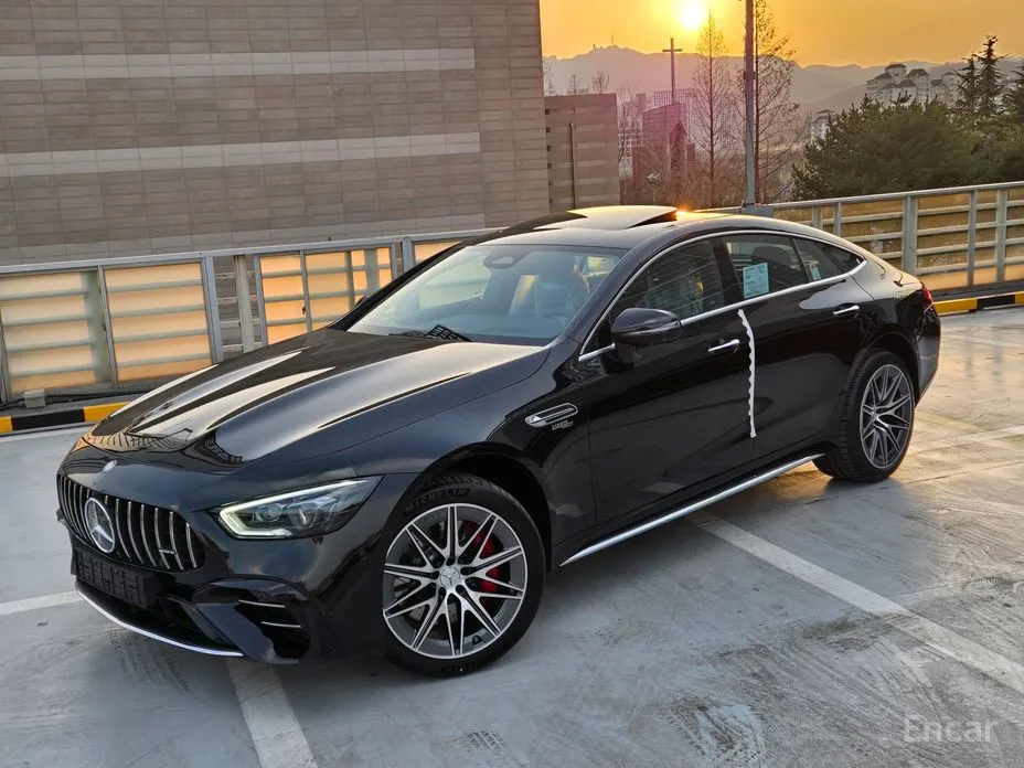 Фото 1 - Mercedes-Benz AMG GT