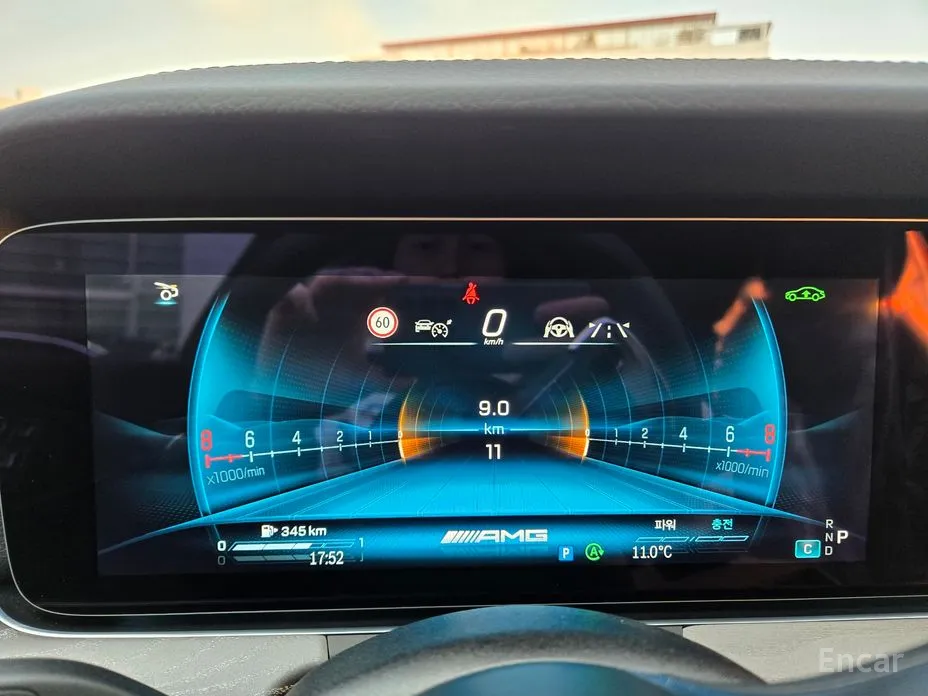 Фото 14 - Mercedes-Benz AMG GT