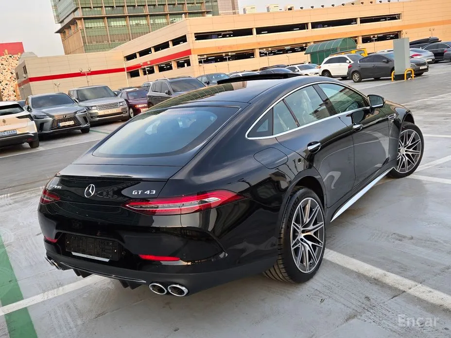 Фото 17 - Mercedes-Benz AMG GT