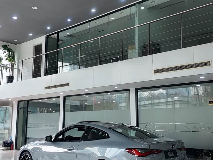 Photo 3 - BMW 4 Series